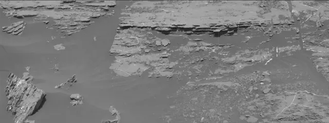 Sol 1870: Mast Camera (Mastcam)
