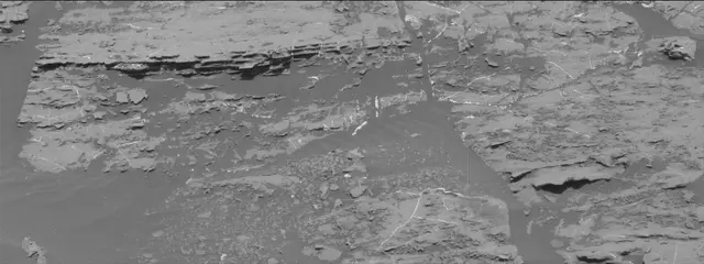 Sol 1870: Mast Camera (Mastcam)