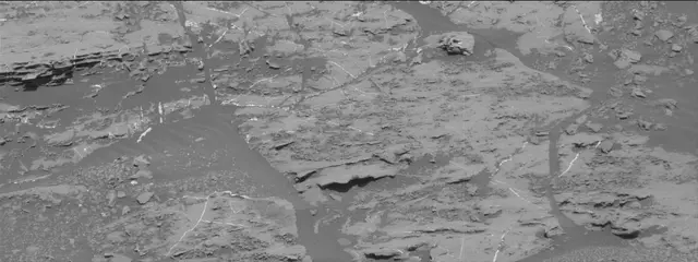 Sol 1870: Mast Camera (Mastcam)