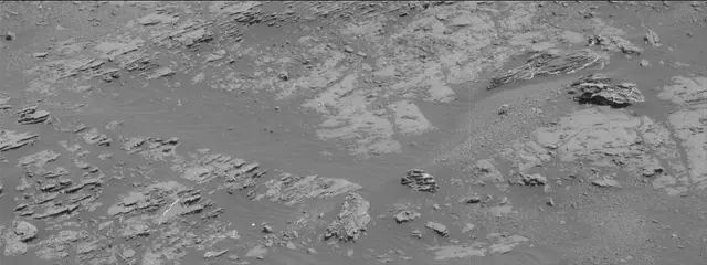 Sol 1870: Mast Camera (Mastcam)