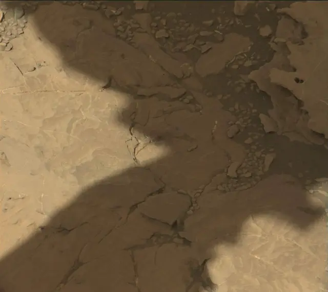 Sol 1870: Mast Camera (Mastcam)
