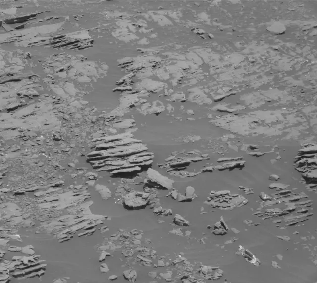 Sol 1870: Mast Camera (Mastcam)