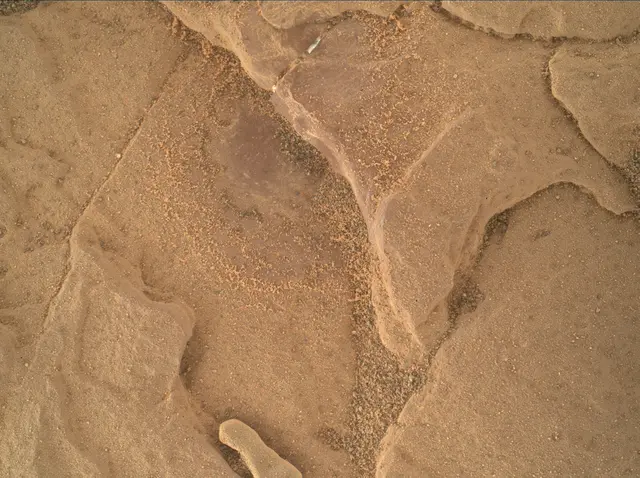 Sol 1870: Mars Hand Lens Imager (MAHLI)
