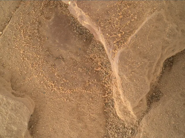 Sol 1870: Mars Hand Lens Imager (MAHLI)