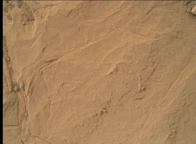 Sol 1870: Mars Hand Lens Imager (MAHLI)
