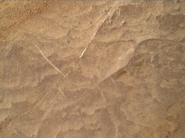 Sol 1870: Mars Hand Lens Imager (MAHLI)