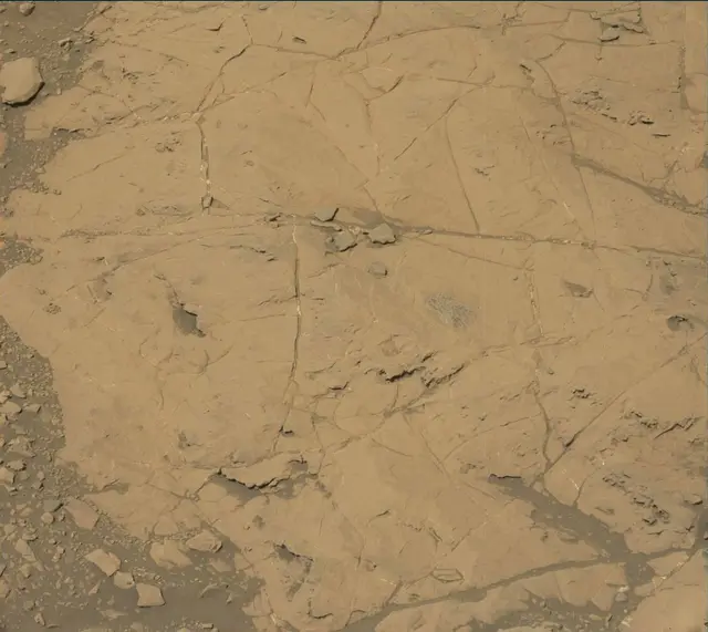 Sol 1871: Mast Camera (Mastcam)
