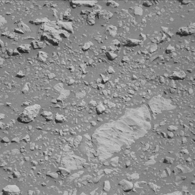 Sol 1871: Mast Camera (Mastcam)