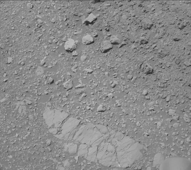 Sol 1872: Mast Camera (Mastcam)