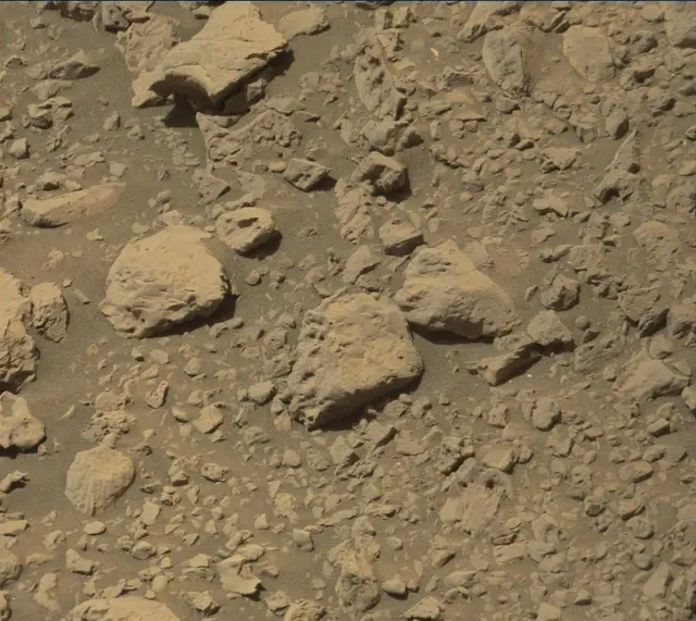 Sol 1872: Mast Camera (Mastcam)