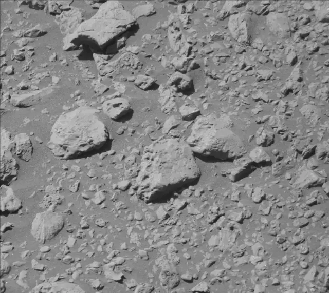 Sol 1872: Mast Camera (Mastcam)