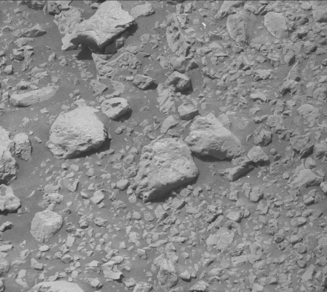Sol 1872: Mast Camera (Mastcam)
