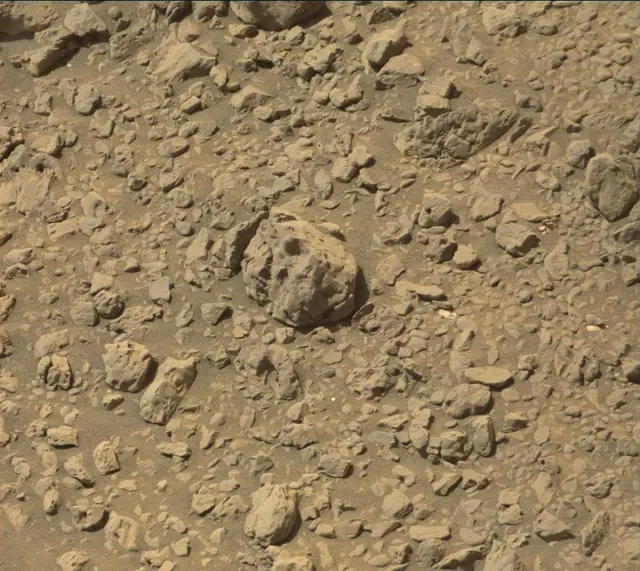 Sol 1873: Mast Camera (Mastcam)