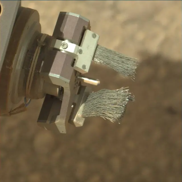 Sol 1875: Mast Camera (Mastcam)