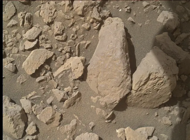 Sol 1875: Mars Hand Lens Imager (MAHLI)