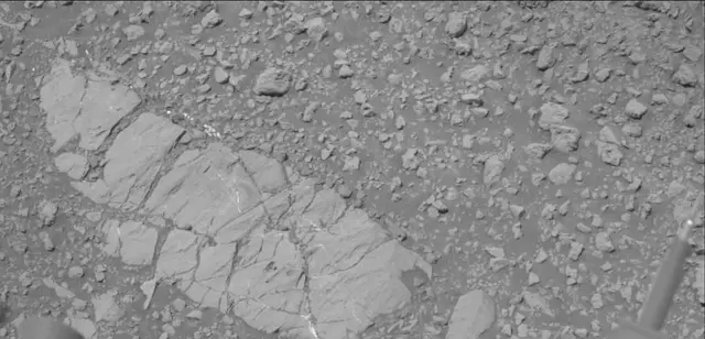 Sol 1876: Mast Camera (Mastcam)