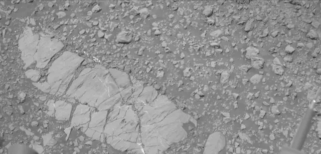 Sol 1876: Mast Camera (Mastcam)