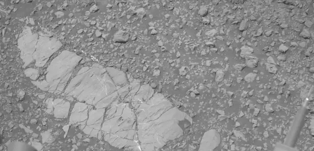 Sol 1876: Mast Camera (Mastcam)