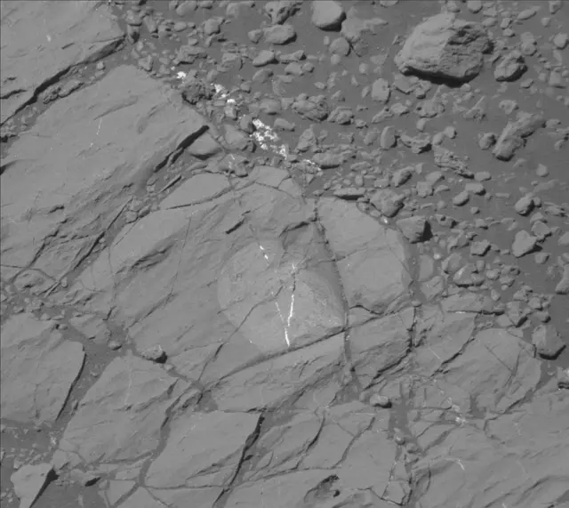 Sol 1876: Mast Camera (Mastcam)