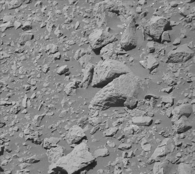 Sol 1876: Mast Camera (Mastcam)