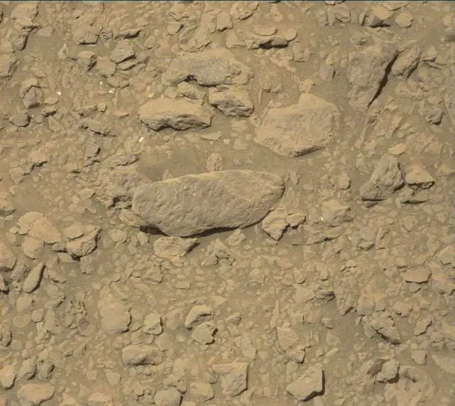 Sol 1876: Mast Camera (Mastcam)