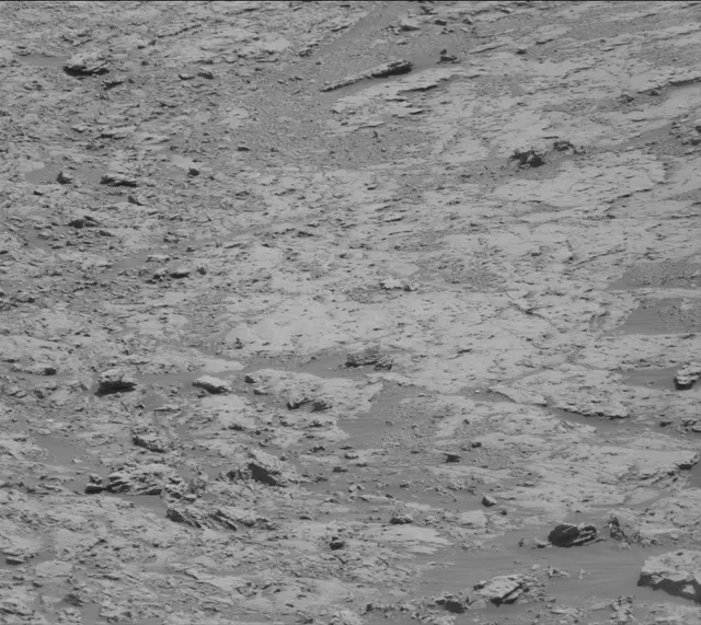 Sol 1876: Mast Camera (Mastcam)