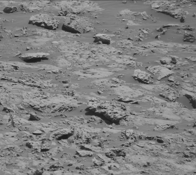 Sol 1876: Mast Camera (Mastcam)