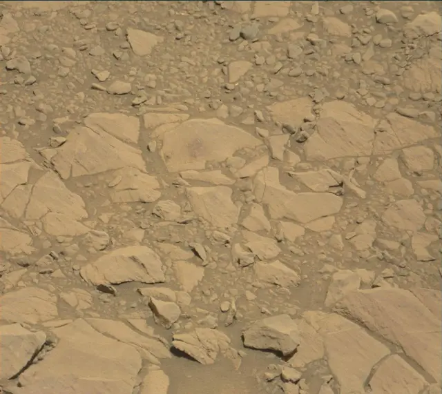 Sol 1876: Mast Camera (Mastcam)