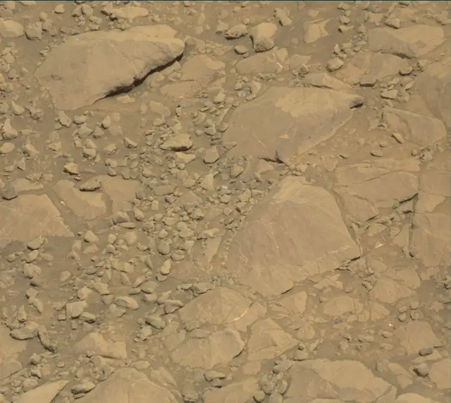 Sol 1876: Mast Camera (Mastcam)