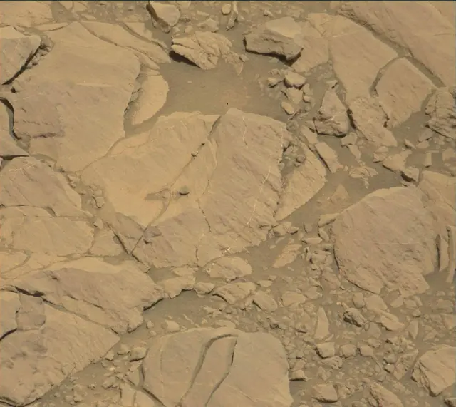 Sol 1876: Mast Camera (Mastcam)