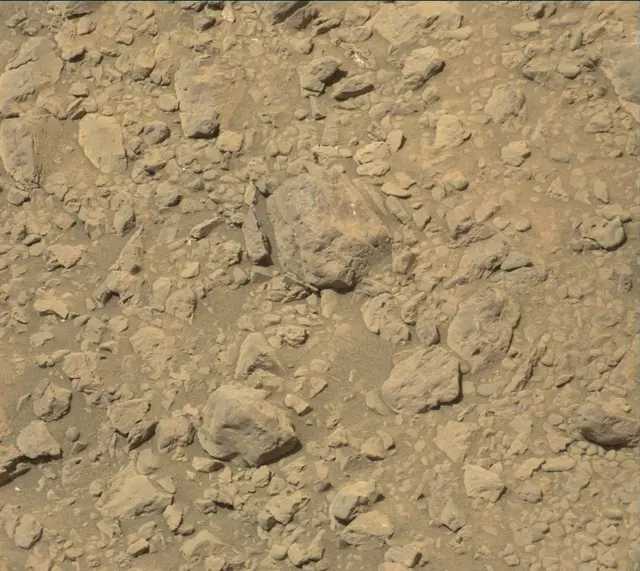 Sol 1877: Mast Camera (Mastcam)