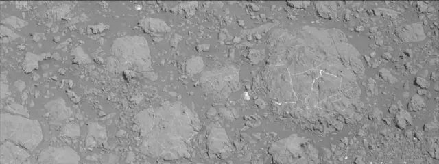 Sol 1879: Mast Camera (Mastcam)