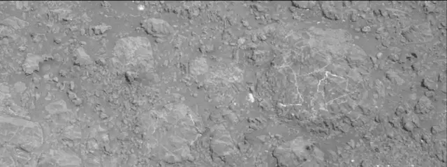 Sol 1879: Mast Camera (Mastcam)