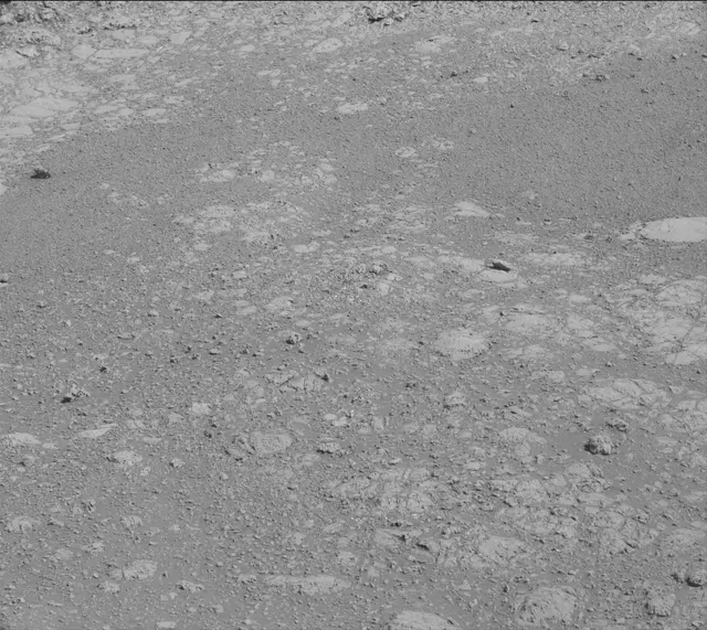 Sol 1879: Mast Camera (Mastcam)