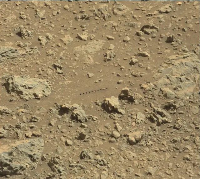 Sol 1879: Mast Camera (Mastcam)