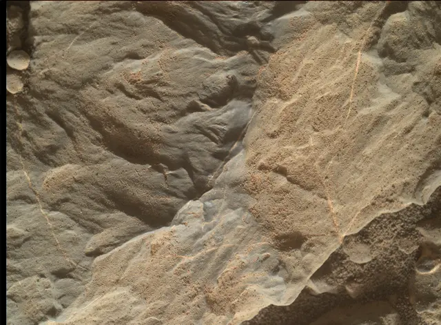 Sol 1879: Mars Hand Lens Imager (MAHLI)