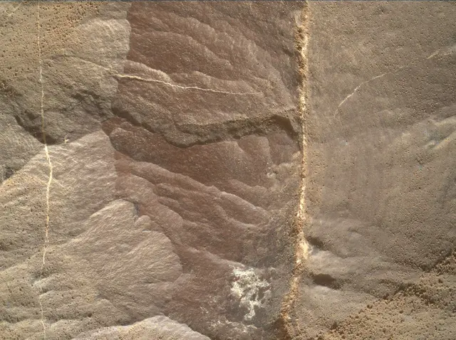 Sol 1879: Mars Hand Lens Imager (MAHLI)