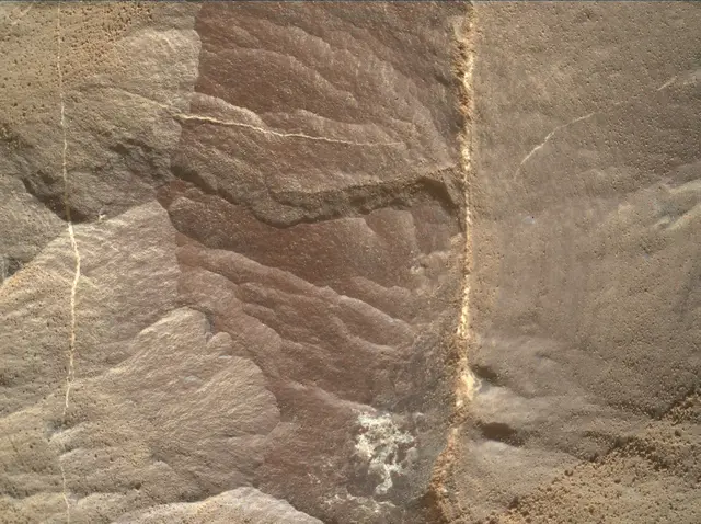 Sol 1879: Mars Hand Lens Imager (MAHLI)