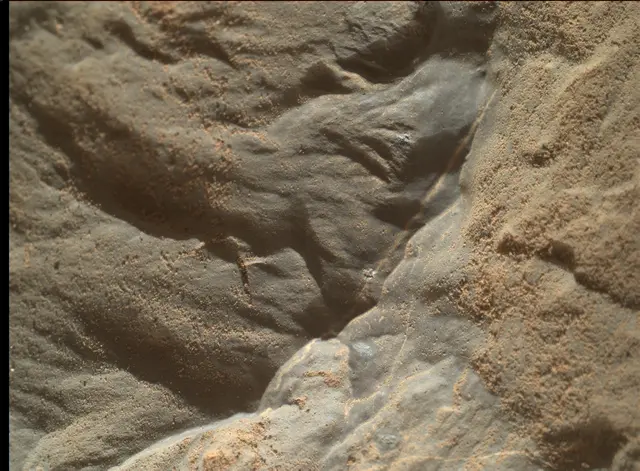 Sol 1879: Mars Hand Lens Imager (MAHLI)