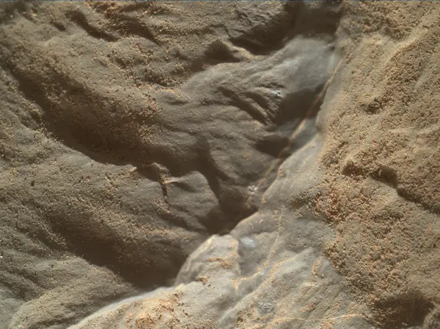 Sol 1879: Mars Hand Lens Imager (MAHLI)