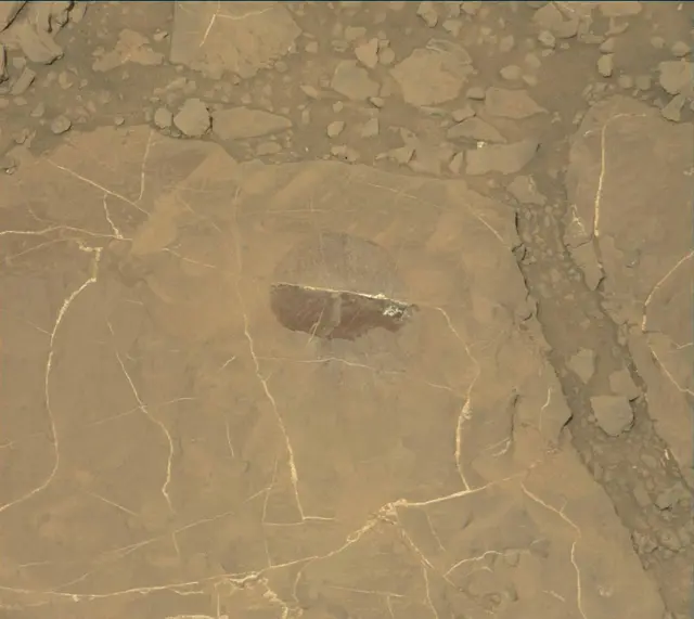 Sol 1885: Mast Camera (Mastcam)