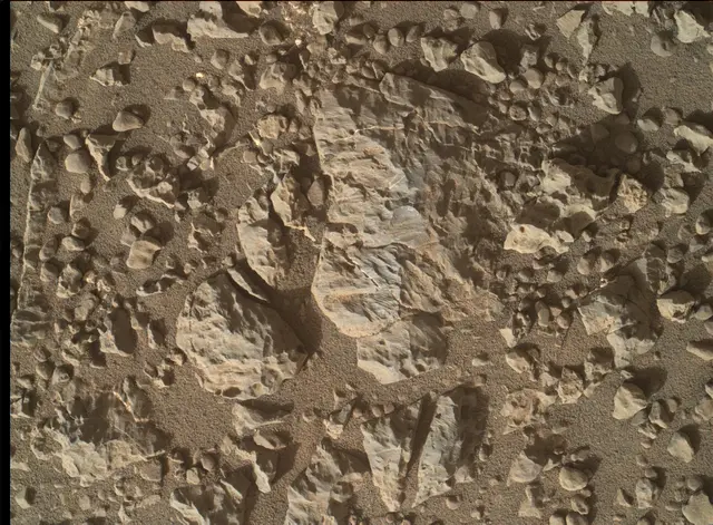 Sol 1886: Mars Hand Lens Imager (MAHLI)