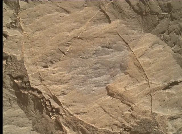 Sol 1886: Mars Hand Lens Imager (MAHLI)