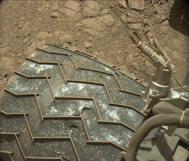 Sol 1887: Mast Camera (Mastcam)