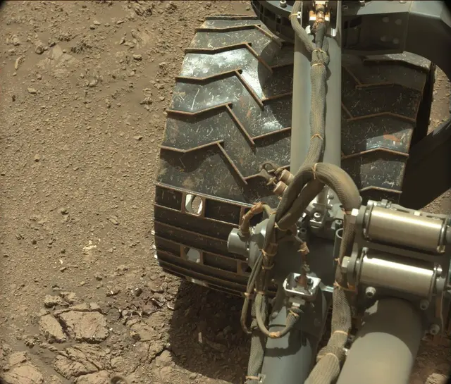 Sol 1887: Mast Camera (Mastcam)