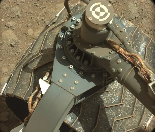 Sol 1887: Mast Camera (Mastcam)