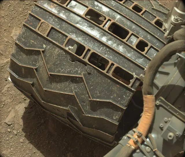Sol 1887: Mast Camera (Mastcam)