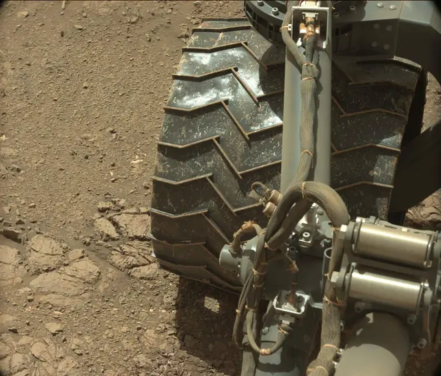 Sol 1887: Mast Camera (Mastcam)