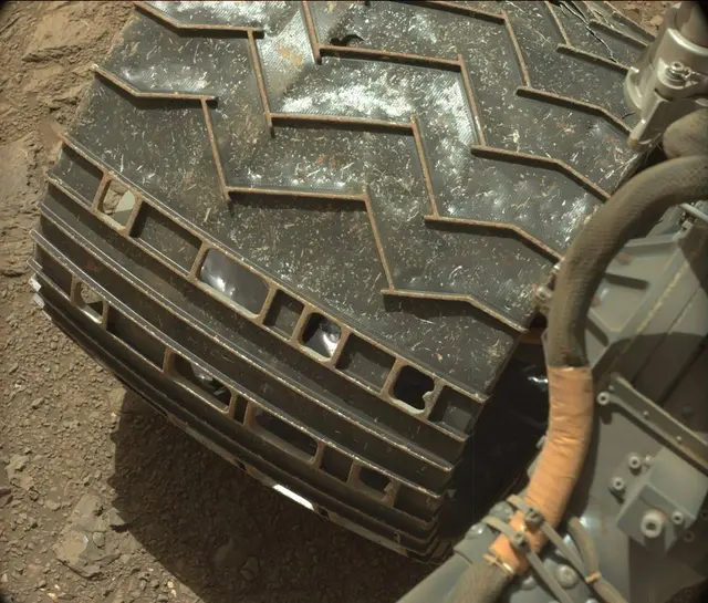 Sol 1887: Mast Camera (Mastcam)