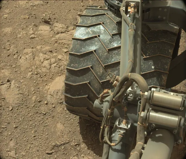 Sol 1887: Mast Camera (Mastcam)